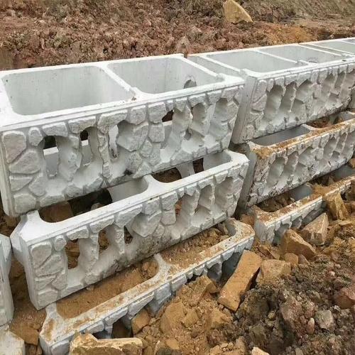 鱼巢护坡广发(中国).jpg