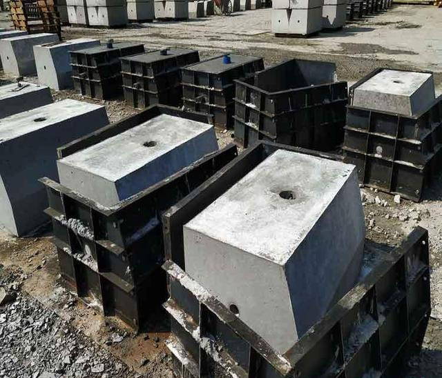 钢结构基础墩广发(中国)2.jpg